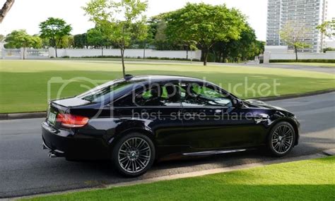 Flash install leadership takes the field. Jerez Black M3 coupe: Liquid beauty....