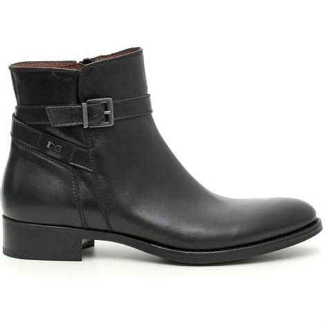 Scarpe Nero Giardini, la Nuova Collezione Autunno-Inverno ...