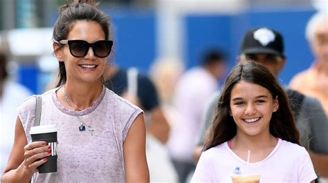katie holmes and daughter suri ‘saved each other following split with tom cruise