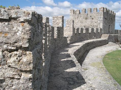 Municipalité et petite ville du portugal (fr); Castle of Montemor-o-Velho - Portugal Adventures