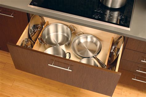 Leading kitchen cabinet manufacturer aristokraft at aristokraft, we've been creating quality cabinets with an eye on affordability since 1954. Cardinal Kitchens & Baths | Storage Solutions 101: Pots ...