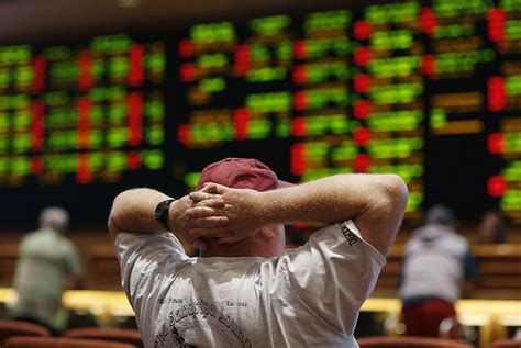 They're all going to have a maximum payout. Nevada sports books lose $10M on Sunday's NFL games | Las ...