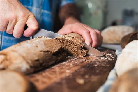 Mayse Artisan Bakery Makes Delicious Vegan Bread Honeycombers
