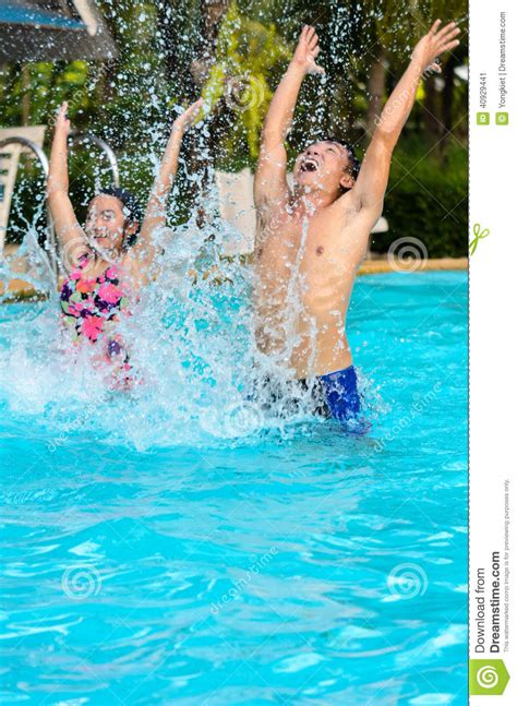 Father And Daughter Have Fun In The Pool Stock Image Image Of Enjoy