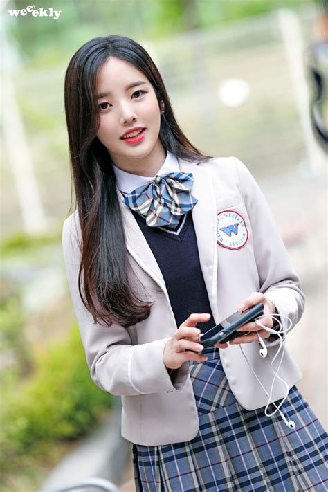 Lee soojin weeekly we are teaser. Soojin (Weeekly)