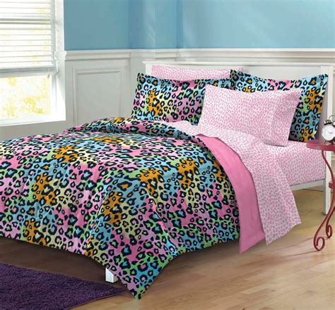 The perfect comforter set is soft, warm, and durable. Funky Comforters, Bedding & Bedroom Ideas for Tween & Teen ...