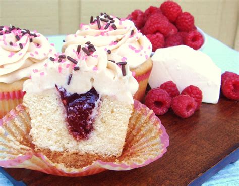 It's your way to plan meals, save recipes and spices beat cake mix, milk, eggs, raspberry flavor and cooled chocolate mixture in large bowl with electric mixer on low. Fleur De-Lectable: White Chocolate Raspberry Cupcakes