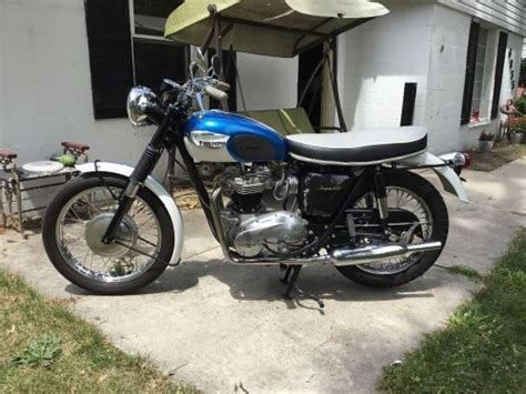 Triumph trophy tr6 art print by mark rogan. Buy 1966 Triumph Trophy on 2040-motos