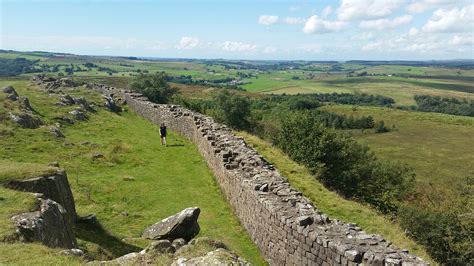 Walking Hadrians Wall Our Guide Mickledore Walking Holidays