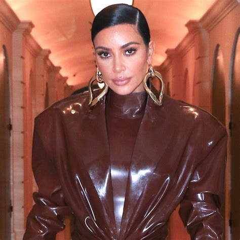 Kim Kardashians Latest Hairstyle At Paris Fashion Week Isnt Her Fave
