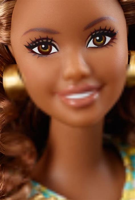 Barbie The Look Jointed Curvy African American Doll African American Dolls Curvy Barbie