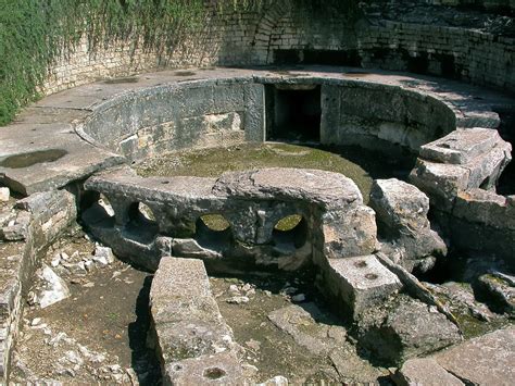 Castellum divisorium - ancient Roman water distribution sy… | Flickr