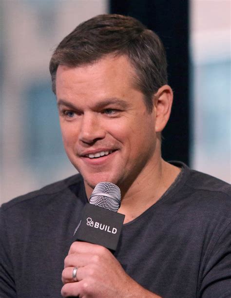 Jason bourne est le personnage de fiction, héros éponyme de la série littéraire créée par robert ludlum, poursuivie par eric van lustbader et incarné par matt damon dans les adaptations cinématographiques. Jason Bourne starring Matt Damon movie review|Lainey ...