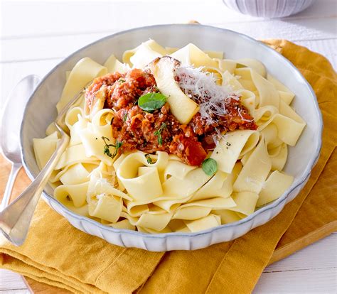 Pilz- Bolognese mit Pappardelle