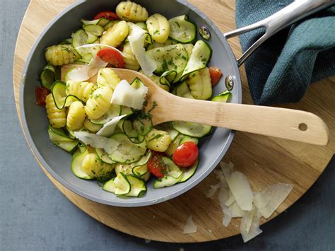 Auberginen Zucchini Pfanne