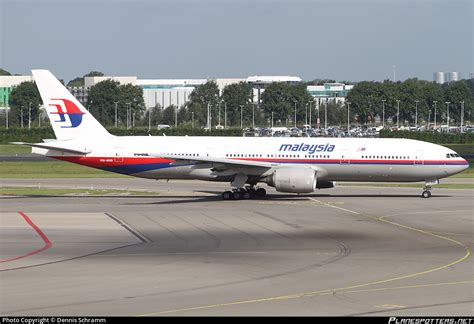 9m Mrb Malaysia Airlines Boeing 777 2h6er Photo By Dennis Schramm Id
