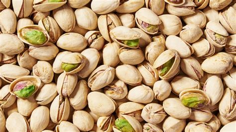 What Are Pistachios And How Do You Eat Them