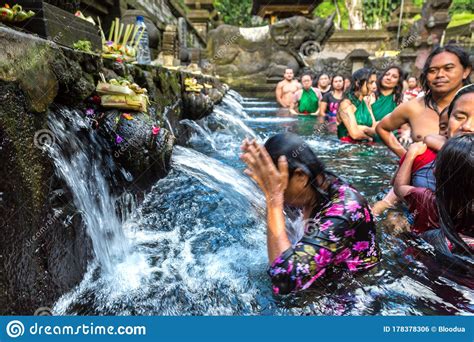 Pura Tirta Empul Temple On Bali Editorial Photo Image Of Cleansing Group 178378306