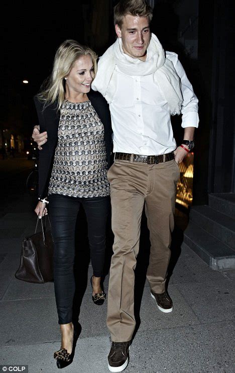 Born 16 january 1988) is a danish footballer who plays as a forward for tårnby ff's m+32 team. Nicklas Bendtner splits from wealthy Danish fiancee ...