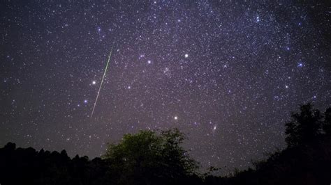 How To Watch The Spectacular Leonid Meteor Shower In Australia Tonight