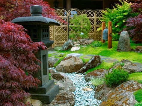See more ideas about japanese garden. How to Make Japanese Rock Garden - Artmakehome
