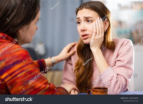 7358 Sad Friends Talking Images Stock Photos And Vectors Shutterstock