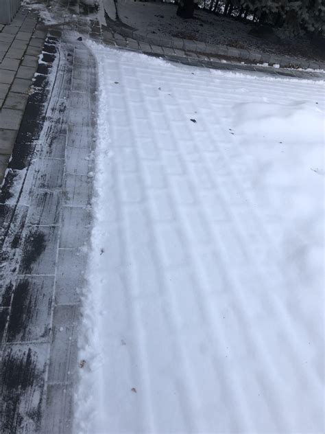 The Way The Snow Accumulated On The Driveway Roddlysatisfying