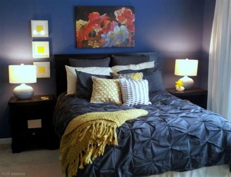 Find ideas and inspiration for blue and yellow bedroom and to add to your own home. navy and yellow bedroom with white comforter instead of ...