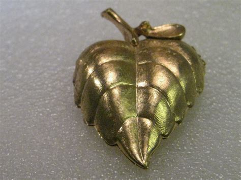 Vintage Gold Tone Perfume Hinged Locket Brooch Leaf Avon 1980s