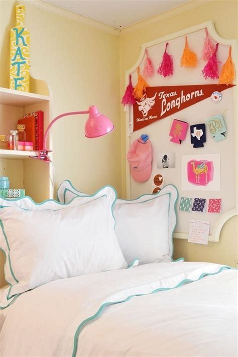 Choose preppy dorm bedding from popular brands such as nautica? Dorm Room Decor for the Preppy Girl - Central Florida Chic ...