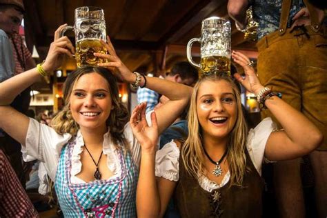 21 Perfect Pics Just In Time For Oktoberfest Ftw Gallery Oktoberfest Beer Festival Munich