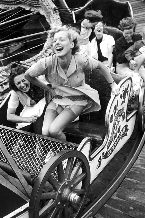 The Chicest Vintage Roller Coaster Snaps Of All Time Vintage Pictures