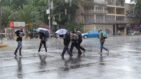 Lluvia is spanish for ''rain''. ¿Lluvia en CDMX, ¡en enero!? Te decimos en dónde y qué tan ...