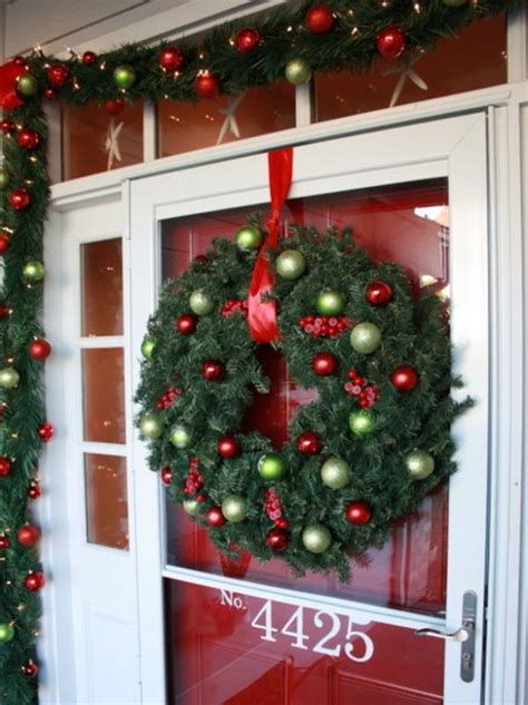 How To Decorate Your Front Door For The Holidays The