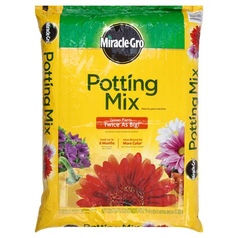 Miracle Gro Premium Potting Mix Shop Soil Mulch At H E B