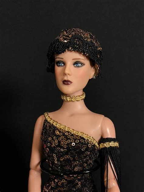 Lot 2 16 Robert Tonner Dolls Deliciously Deco Louise From The