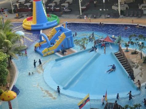 The water in the theme park went. Banting Photos - Featured Images of Banting, Kuala Langat ...