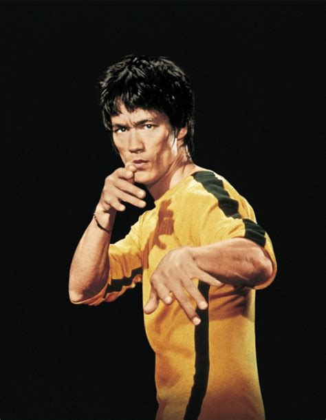 Fans of bruce lee also criticized how the fight in once upon a time goes down. Le costume de Bruce Lee bientot aux enchères en Chine à ...
