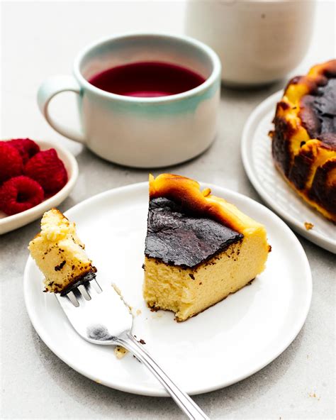 So, let's get our eat on! The Easiest Cheesecake You'll Ever Make: 5 Ingredient Burnt Basque Cheesecake Recipe · i am a ...