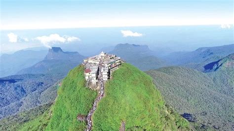 Sri Pada pilgrimage season begins | Sunday Observer