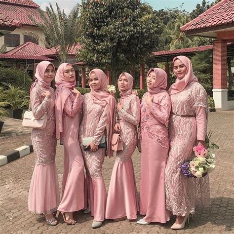 We did not find results for: IDE KONDANGAN ¦ OOTD BATIK on Instagram: "Lovely photo by ...