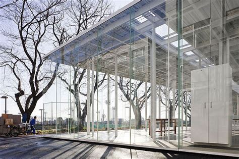 Glass Buildings 15 Creative Uses Of Glass In Architecture