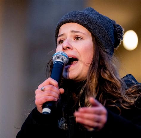 Luisa neubauer by marco verch under creative commons 2.0. Lindner geht Neubauer an: „Sind Sie eigentlich gewählt ...