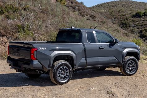 2024 Toyota Tacoma Xtra Cab Pictures