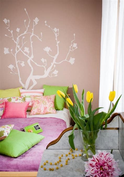 En fonction de la couleur que vous choisissez, il peut y avoir jusqu'à 6 ou 7 prix différents, un pour chaque série. Peinture murale: quelle couleur choisir chambre à coucher?