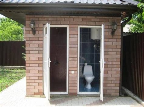 Душ туалет для дачи под одной крышей фото Backyard Toilet Outdoor Pool Bathroom Outdoor