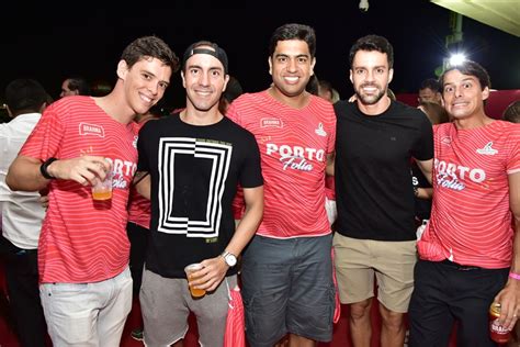 People who liked carla zambelli's feet, also liked Gabriel Teixeira, Yuri Rodrigues, Felipe Medeiros, David ...