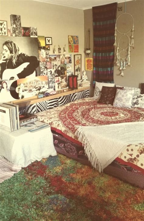 Librivox is a hope, an experiment, and a question: hippie room on Tumblr