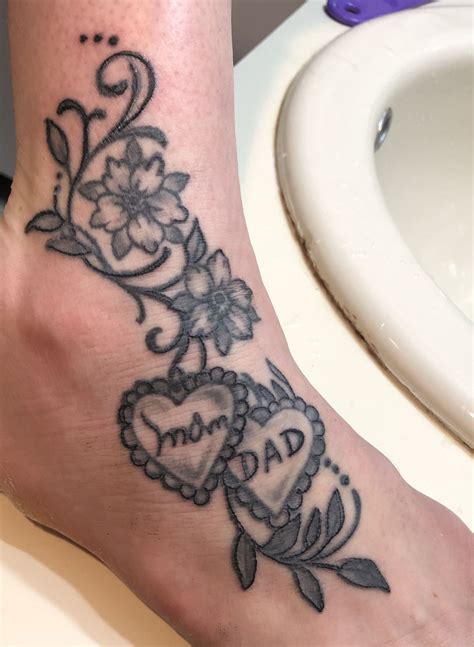 Memorial to my mom and dad ! Their signatures ️ | Tattoos for dad