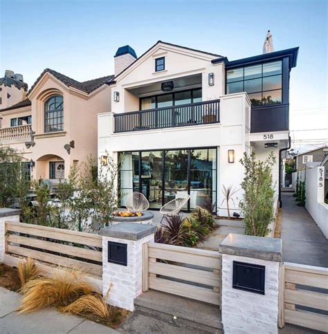 Guests can immerse themselves in nature at some of the state's world famous beaches, go hiking, visit attractions such as joshua tree national park, or even drive into the desert! Southern California beach house with gorgeous industrial ...